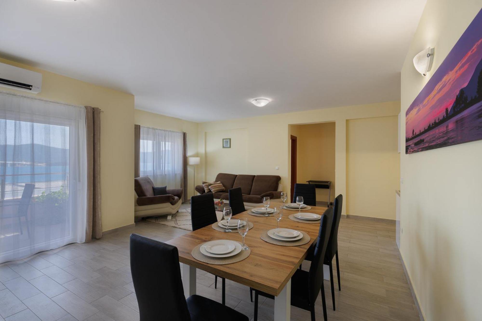 Apartman Maja Комарна Экстерьер фото