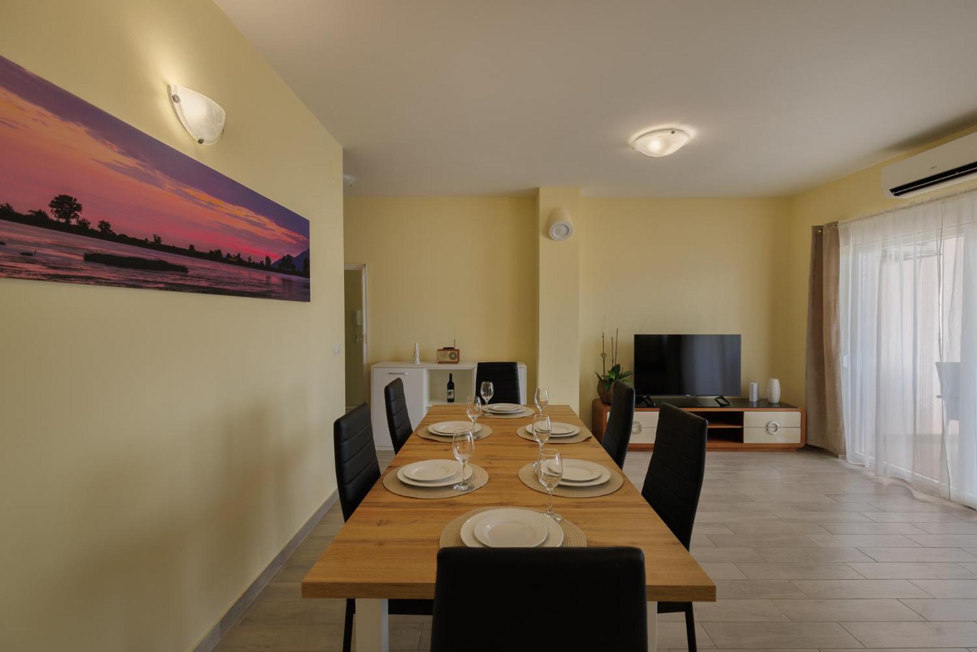 Apartman Maja Комарна Экстерьер фото